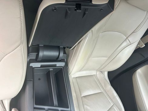 Used 2018 Buick Enclave Premium w/ Experience Buick Package image 37