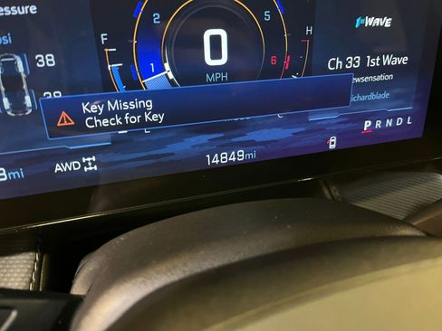 Used 2025 Chevrolet Equinox LT image 39