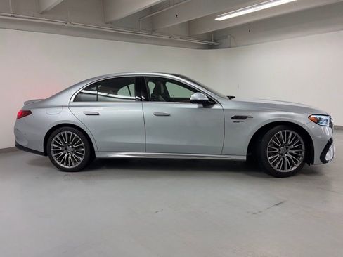 Used 2025 Mercedes-Benz E 53 AMG e 4MATIC Sedan image 7
