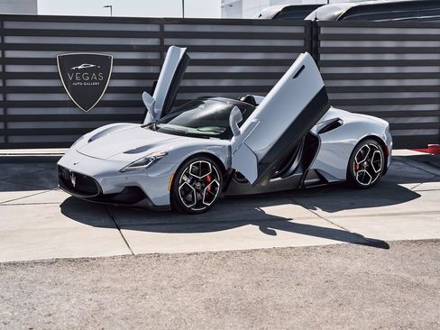 Used 2023 Maserati MC20 Spyder RWD image 5