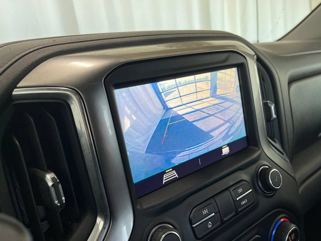 Used 2020 Chevrolet Silverado 1500 LT w/ Convenience Package AWD/4WD image 12