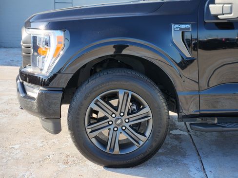 Used 2022 Ford F150 XLT w/ Equipment Group 302A High AWD/4WD image 9