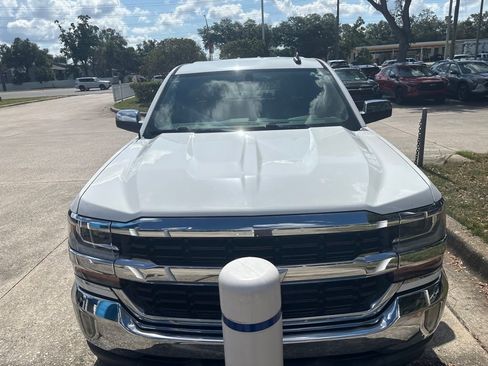 Used 2017 Chevrolet Silverado 1500 LT w/ All Star Edition RWD image 3