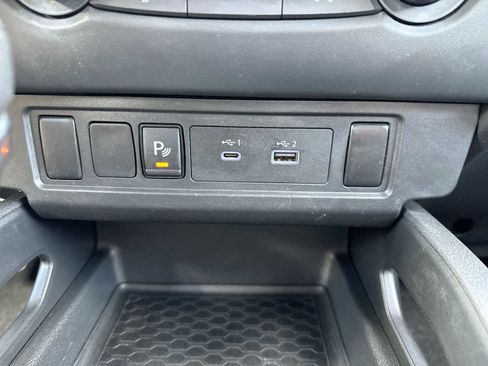 Used 2022 Nissan Frontier S w/ Technology Package image 27