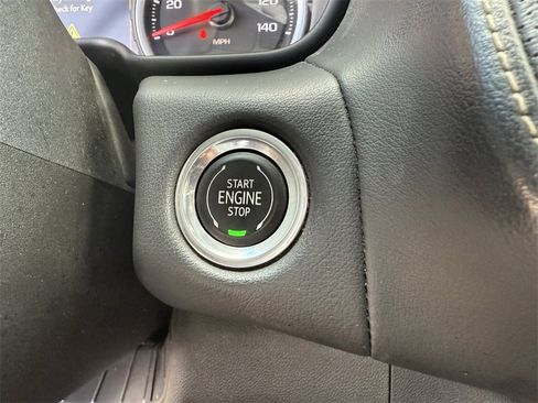 Used 2021 Chevrolet Suburban Premier w/ Premium Package image 20