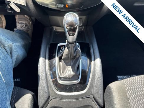 Used 2022 Nissan Rogue Sport S AWD/4WD image 25