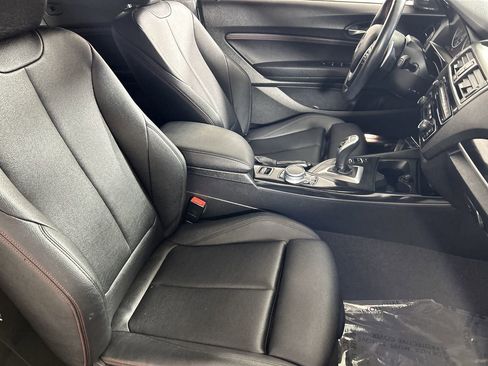 Used 2017 BMW 230i Convertible image 25