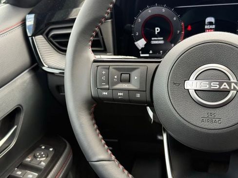 New 2025 Nissan Kicks SR w/ SR Premium Package image 21