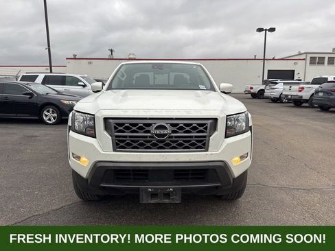 Used 2022 Nissan Frontier SV RWD image 7