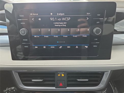 New 2025 Volkswagen Taos SEL image 19