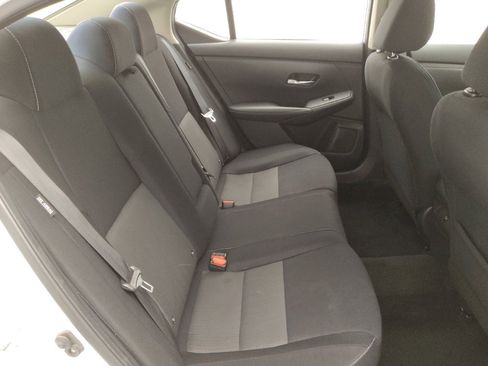 Used 2021 Nissan Sentra SV FWD image 19