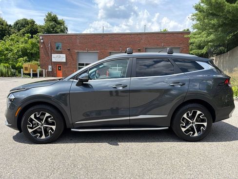 Certified 2023 Kia Sportage EX AWD/4WD image 3