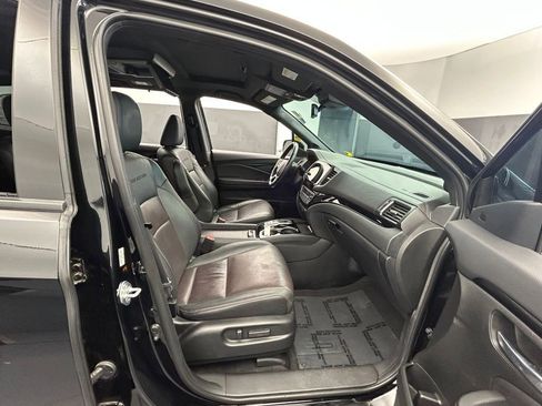 Used 2022 Honda Pilot Black Edition image 44