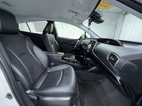 Certified 2022 Toyota Prius XLE w/ Advanced Technology Package AWD/4WD image 19