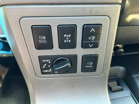 Used 2012 Toyota Sequoia Platinum AWD/4WD image 26