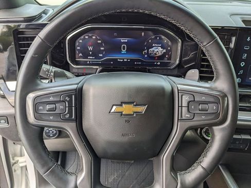 Used 2025 Chevrolet Silverado 1500 High Country w/ High Country Premium Package AWD/4WD image 29