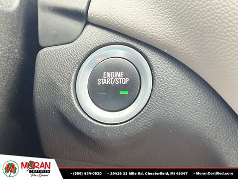 Used 2019 Chevrolet Equinox LT FWD image 23