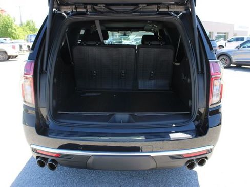 Used 2022 Chevrolet Suburban High Country w/ Max Trailering Package RWD image 7