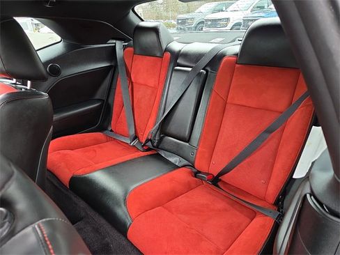 Used 2018 Dodge Challenger GT w/ GT Interior Package image 11