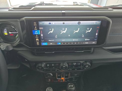 Used 2025 Jeep Wrangler Unlimited Rubicon 4xe w/ Safety Group AWD/4WD image 6