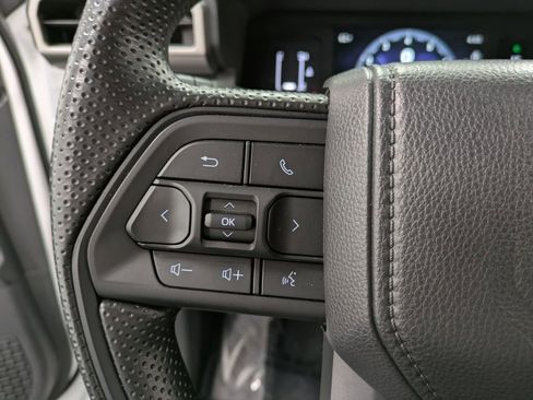 Used 2026 Toyota Tacoma SR5 AWD/4WD image 17