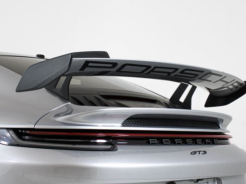 Used 2022 Porsche 911 GT3 RWD image 46