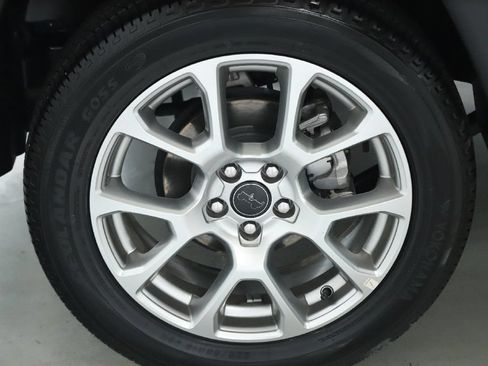 Used 2025 Jeep Compass Limited AWD/4WD image 12