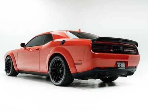 Used 2019 Dodge Challenger SRT Hellcat image 18
