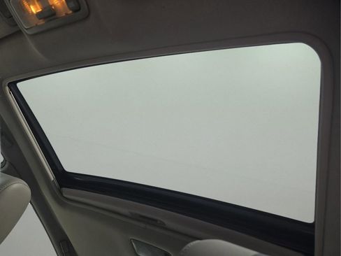 Used 2004 Toyota Avalon XL FWD image 20