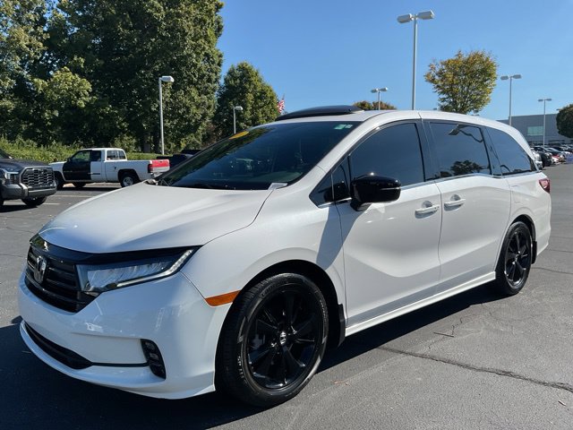 Used 2024 Honda Odyssey Sport image 2