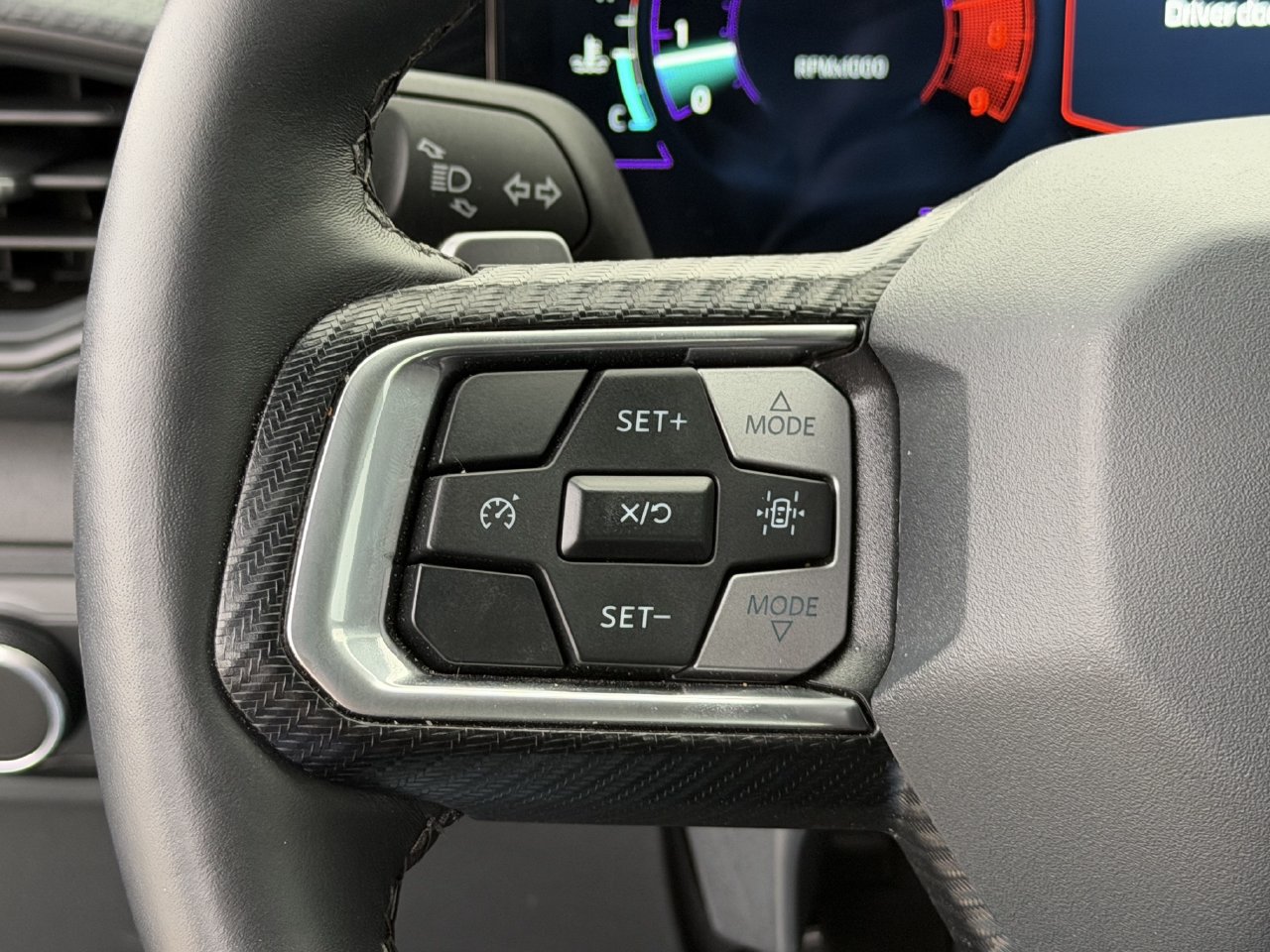 Used 2025 Ford Mustang GT RWD image 14
