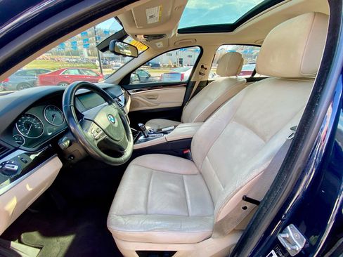 Used 2011 BMW 528i Sedan image 11