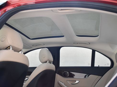 Used 2017 Mercedes-Benz C 300 4MATIC Sedan image 24