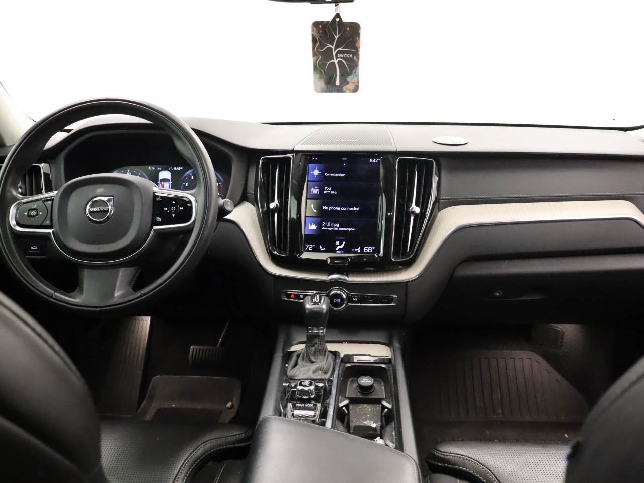 Used 2021 Volvo XC60 T5 Inscription w/ Protection Package Premier FWD image 6