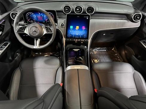 Certified 2025 Mercedes-Benz GLC 300 300 image 12