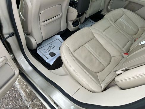 Used 2017 Lincoln MKZ Reserve w/ Climate Package image 9