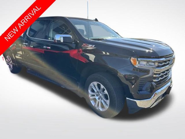 Used 2022 Chevrolet Silverado 1500 LTZ w/ Technology Package AWD/4WD image 1