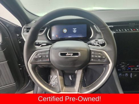 Certified 2025 Jeep Grand Cherokee Limited AWD/4WD image 14