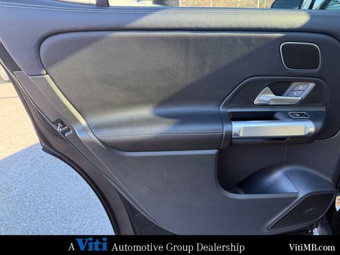 Certified 2024 Mercedes-Benz GLB 250 4MATIC image 20