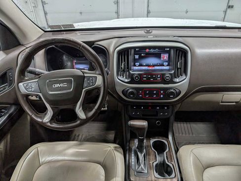 Used 2015 GMC Canyon SLT w/ Driver Alert Package image 17