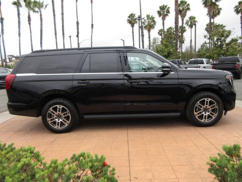 Certified 2025 Ford Expedition Max Active AWD/4WD image 5