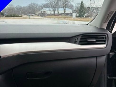 Used 2021 Ford Escape SE image 30