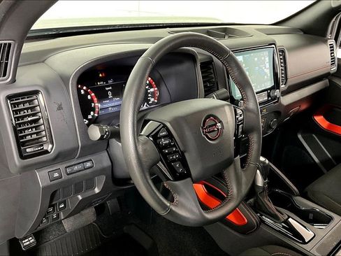 Used 2024 Nissan Frontier PRO-4X w/ Off-Road Protection Package image 13