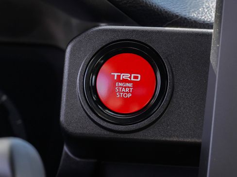 Certified 2025 Toyota Tacoma TRD Sport AWD/4WD image 35