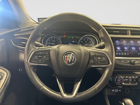 Used 2022 Buick Encore GX Select w/ Sport Touring Package FWD image 13