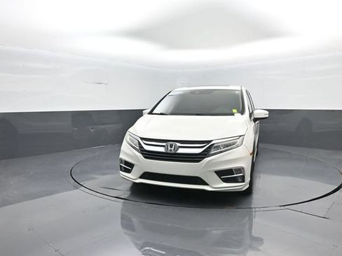 Used 2018 Honda Odyssey Touring image 4