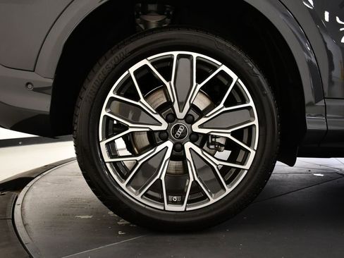 Used 2025 Audi Q5 Premium Plus w/ Premium Plus image 15