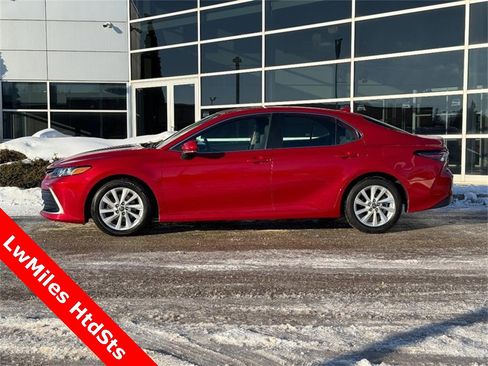 Used 2023 Toyota Camry LE image 6