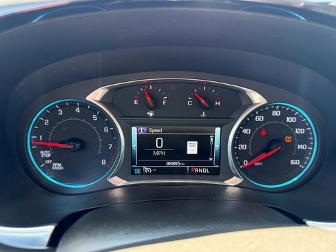Used 2019 Chevrolet Traverse LT w/ LT Premium Package FWD image 10