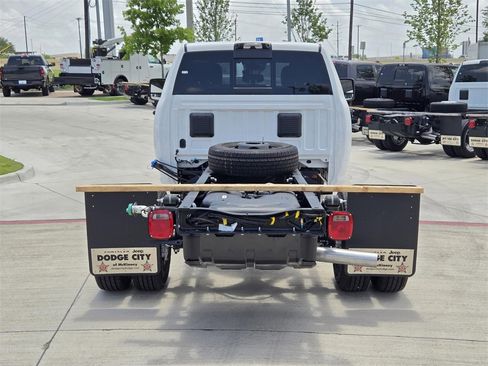 New 2025 RAM 3500 Tradesman image 4
